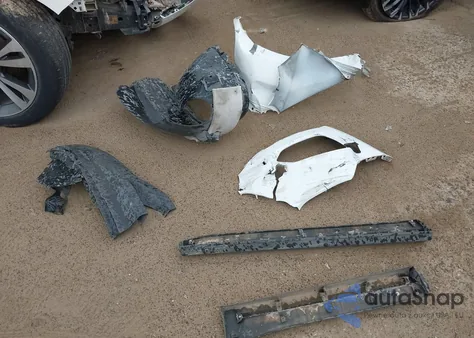 2016 Chevrolet Equinox L z USA, uszkodzony, nr VIN 2GNALBEK8G1142068